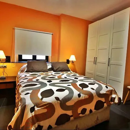 בית נופש Casona Monte Aloia *