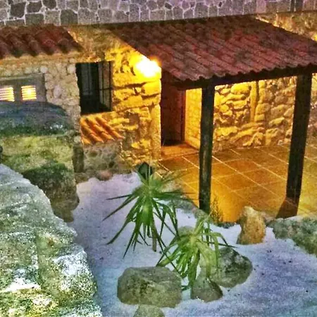 Casona Monte Aloia גונדומר